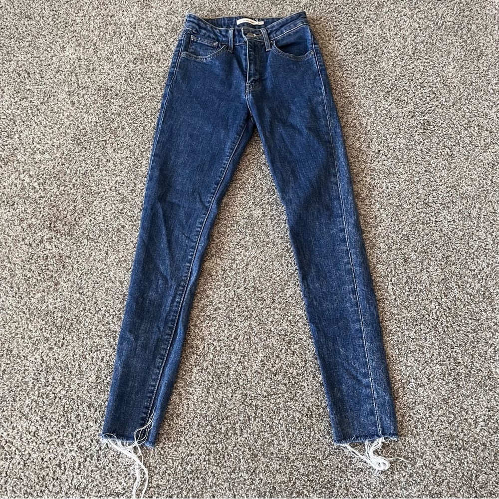 levi high rise skinny jeans